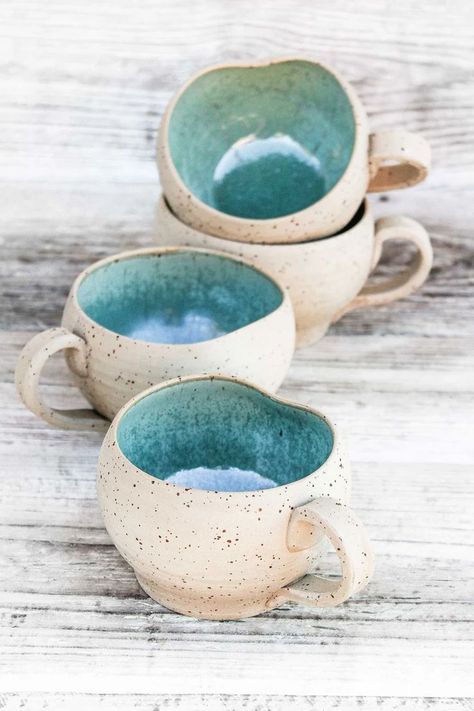 420ml/14oz handmade ceramic cup. Modern farmhouse vessel. Ceramic Cups Handmade Mugs, Wheel Thrown Mugs, Farmhouse Mugs, Ceramic Cutlery, Pottery Inspo, Earthenware Pottery, Rustic Pottery, Pottery Painting Designs, Ceramics Ideas