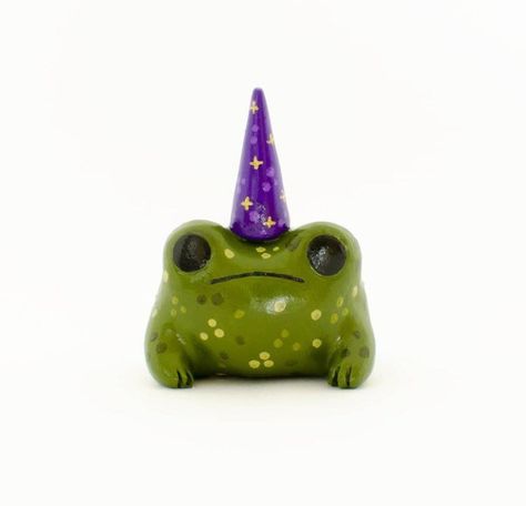 Ceramic Frogs, Clay Magnets, Sculpture Art Clay, Astuces Diy, Sculptures Céramiques, Clay Diy Projects, Clay Crafts Air Dry, A Frog, Pottery Crafts