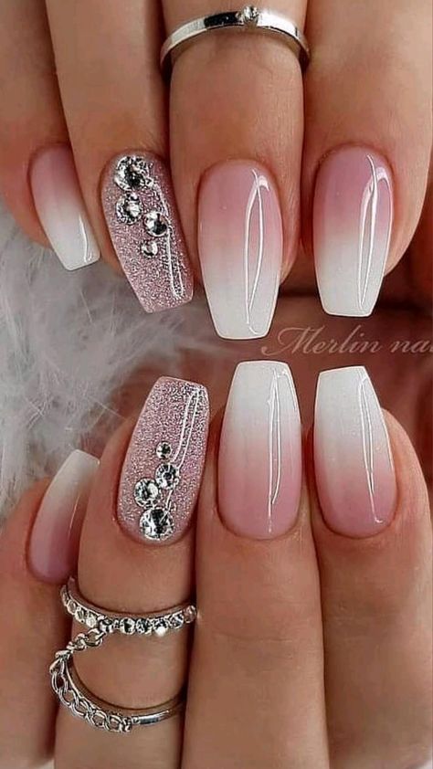 Ombre Nail Design, Ombre Nail Art Designs, Unghie Sfumate, Bridal Nail Art, Wedding Nails Glitter, Different Nail Designs, Nail Design Inspiration, Ombre Nail Designs, Nail Art Ombre