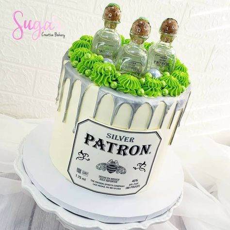 Tequila Patron Cake #sugarcreativebakery Patron Cake Birthday, Tequila Cake Design, Don Julio Cakes, Patron Cake, Tequila Cake, Alcohol Birthday Cake, Liquor Cake, 19th Birthday Cakes, Cake Design For Men