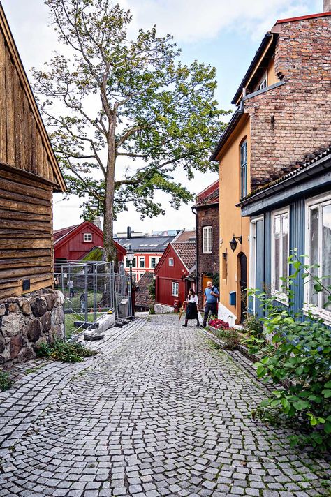 The Ultimate Oslo City Guide: 21 Tips For A Long Weekend in Oslo Places In Usa, World Most Beautiful Place, Visit Norway, Dream Vacations Destinations, Norway Travel, Beautiful Streets, Voyage Europe, Places In The World, Most Beautiful Cities