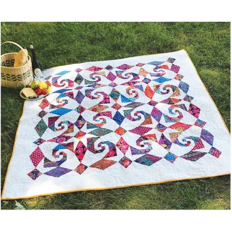 Snail Trail, Storm At Sea Quilt, Pretty Quilts, Sea Quilt, Quilt Modernen, The Quilt Show, Quilt Care, Pretty Quilt, Table Runner Pattern