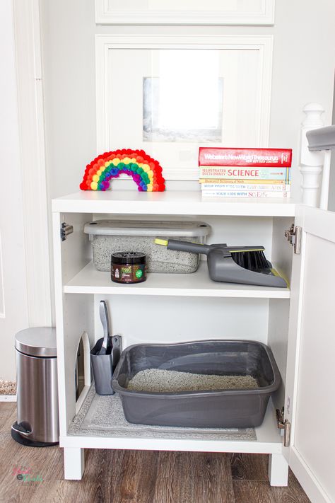 Best litter box idea I've seen to make a DIY hidden litter box for the cat using an IKEA cabinet. This litter box enclosure is dog proof, cheap and an easy project to make this cabinet. #LitterBoxIdeas #IKEAHack #LitterBoxEnclosure Dog Proof Litter Box, Cat Litter Box Diy, Cat Litter Box Ideas, Litter Box Ideas, Cat Litter Cabinet, Ikea Cat, Hiding Cat Litter Box, Diy Litter Box, Best Litter Box