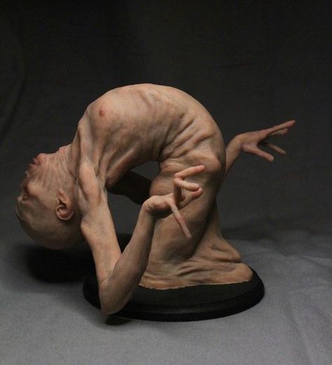 The Twisted Ones Contortionist Art, Body Horror, 3d Figures, Art Et Illustration, Creepy Art, Sculpture Installation, Figurative Sculpture, Art Google, Creature Design