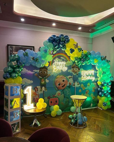 Cocomelon theme decoration in your place book now 9116918882 @thebirthdayplanner #cocomelon #balloon #birthday #party #jaipur… | Instagram 1st Birthday Party Decorations Cocomelon, Cocomelon Theme Decoration, Cocomelon Birthday Theme Decoration, Cocomelon Decoration, Cocomelon Birthday Decorations, Cocomelon Party Ideas For Boy, Cocomelon Party Decor, Cocomelon Theme Birthday Party, Cocomelon Party Decorations