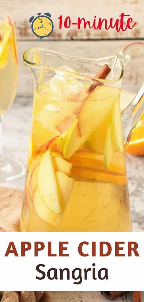 Sparkling Apple Cider Sangria, Fall Party Drinks, Apple Sangria Recipes, Apple Cider Sangria Recipe, Fall Sangria Recipes, Sparkling Apple Cider, Wine Punch, Apple Sangria, Cider Sangria