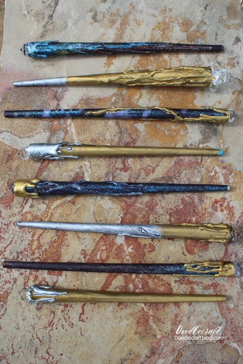 Magic Wand Diy, Wands Diy, Harry Potter Magic Wand, Diy Harry Potter Crafts, Cute Art Projects, Wand Diy, Harry Potter Wands, Harry Potter Theme Birthday, Diy Harry Potter