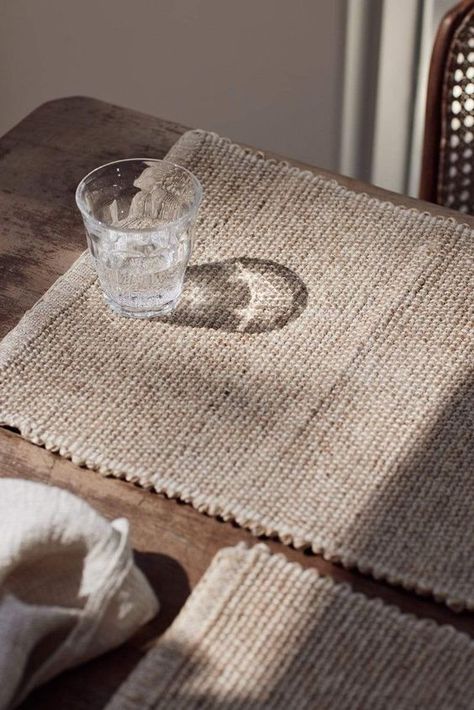 Dining Table Cloth, Rural Village, Dining Setting, Beige Aesthetic, Linen Placemats, Placemat Sets, Natural Jute, Cleaning Kit, Textile Prints