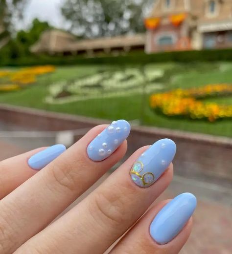 Disney Themed Nails Short, Disney Bridal Nails, Disney Nails Dip Powder, Disney Princess Themed Nails, Disney Nails 2024, Disney Nail Ideas Acrylic, Disney Design Nails, Disney Park Nails, Winnie The Pooh Nails Simple