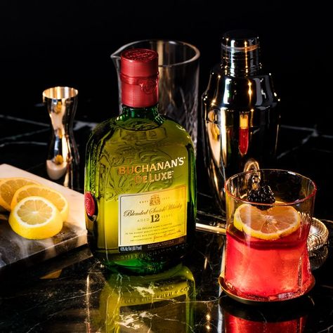 Buchanan Drinks Recipes, Buchanans Whiskey Fotos, Buchanans Whisky, Buchanans Whiskey, Buchanan Drinks, Buchanan Whiskey, Buchanan Deluxe, Asmara Eritrea, Galentine's Party