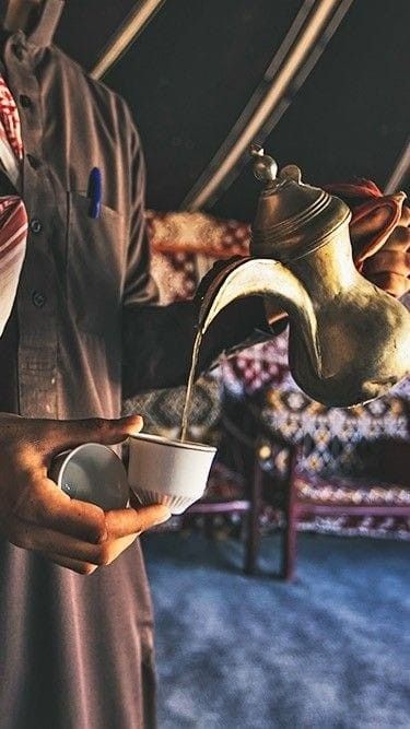 Islamic Pictures Boy, Open Kitchen Restaurant, Tea House Design, Pouring Tea, Contrast Photography, Ads Creative Advertising Ideas, Arabic Coffee, Creative Advertising Design, Cafe House