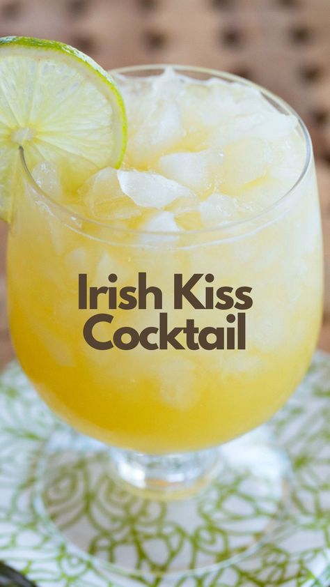 Pucker up! The Irish kiss cocktail is sure to put drinkers in a smooching mood. The sweet drink pairs fruit flavors with smooth whiskey and warm ginger for a pleasant sip. #IrishKissCocktail Irish Kiss Drink, Irish Drinks Cocktails, Irish Cocktail Recipes, Irish Whiskey Cocktails, Irish Whiskey Drinks, Irish Chicken, Kiss Cocktail, Irish Cocktails, Irish Drinks