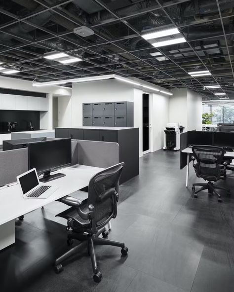 High Ceiling Office Design, High Ceiling Office, Led Office Lighting, Led Office, Security Office, Office Ceiling, Open Ceiling, Modern Office Interiors, Small House Elevation Design