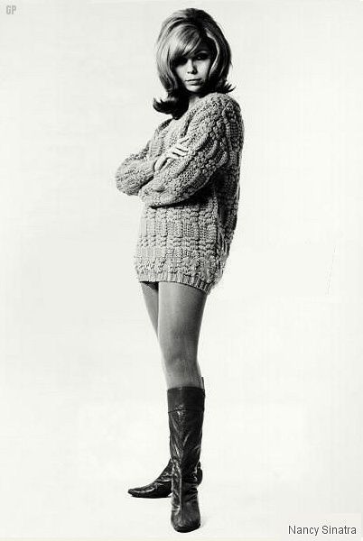 Nancy Sinatra 60s Fashion Icons, The 60s Fashion, Lee Hazlewood, Nancy Sinatra, Swinging Sixties, Sixties Fashion, Rock N’roll, 1960s Fashion, 60s Fashion