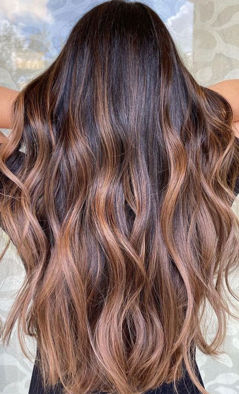 brown hair with highlights, brown hair , brunette hair, brown hair color ideas, brunette balayage, hair color, fall hair color ideas #fallhaircolor #haircolor #balayage Summer Hair Colours 2023, Balayage Hair Autumn, Autumn 2024 Hair Colour, High Contrast Brunette Balayage, Cinnamon Balayage Brunettes, Carmel Highlights On Brown Hair Chunky, Brunette Warm Balayage, Brown Hair With Golden Balayage, Brown Hair With Coloured Highlights