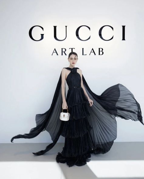 5 Popular Thai Actresses Who Are Working With Luxury Brands - Thai Update Asian Prom Dress, Davikah Hoorne, James Jirayu, Mai Davika, Gucci Gown, Fashion Bella, Luxurious Dresses, High Fashion Dresses, Preformance Outfits