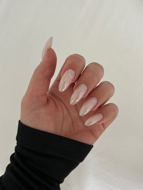 Chrome Nails Nude Base, Salad Fingers, Nail Types, Korean Nail Art, Nails Nude, Korean Nails, Chrome Powder, Pretty Nail Art Designs, Pretty Nail Art