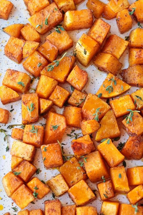 This Roasted Butternut Squash has a sweet has spicy flavor! Cinnamon and a dash of cayenne finished off with a drizzle of honey! Butternut Squash Oven, Butter Squash Recipe, Roasted Butternut Squash Cubes, Squash In Oven, Roast Butternut Squash, Butternut Squash Cooking, Oven Roasted Butternut Squash, Butternut Squash Recipes Roasted, Butternut Recipes