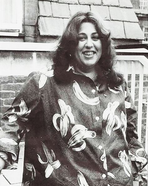 Cass Elliot, 60s Icons, John Phillips, Nobody's Perfect, Cherries Jubilee, Debbie Harry, Janis Joplin, Vintage Music, Love Is Free