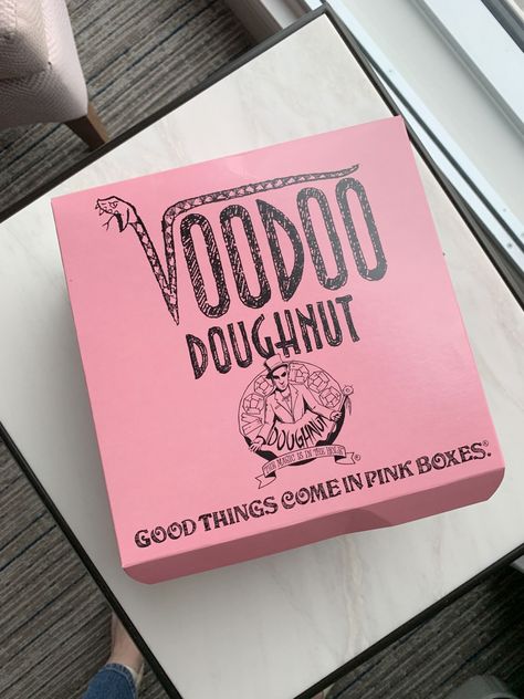 Voodoo Doughnut Austin Pink Box Voodoo Donuts Austin, Donut Box Design, Donut Branding, Cane Brothers, Donut Boxes, Voodoo Donuts, Yummy Donuts, Pink Boxes, Voodoo Doughnut