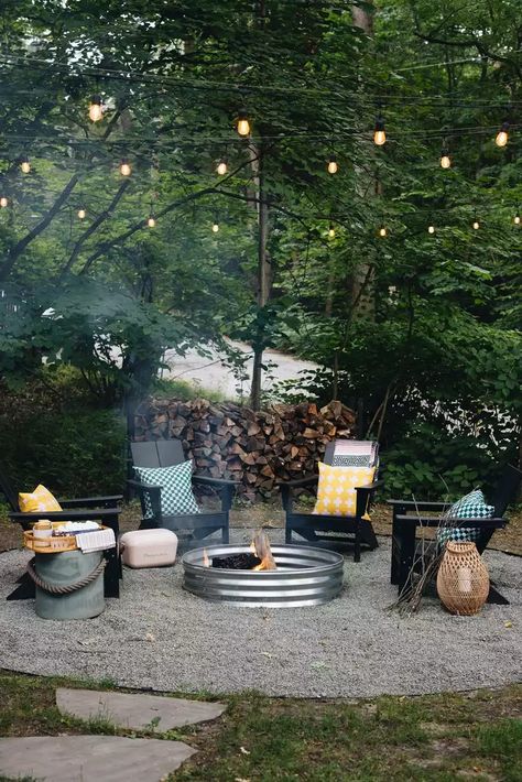 45 DIY Patio Ideas to Inspire Your Outdoor Space Firepits Backyard Ideas, Firepits Backyard, Diy Patio Ideas, Repurposed Planter, Outdoor Furniture Inspiration, Hangout Space, Backyard Hangout, Ultimate Backyard, Cheap Backyard