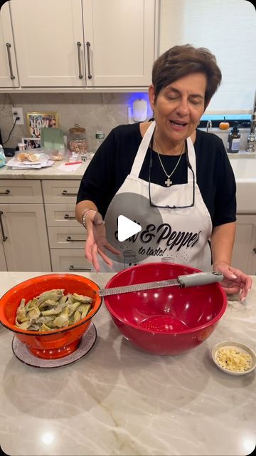 Mauro & Maddalena Castano on Instagram: "Tis the season to start prepping your holiday menus! Just sharing the love by giving you all some of our FAVORITE side dishes in our famiglia! This baked artichoke casserole will for sure be a hit at your family table❤️ For the full recipe head over to our YouTube channel https://www.youtube.com/@FamilyTalkandTaste  #artichokes #thanksgiving #famiglia #babydoll #homemade #italian #yummy #foryoupage" Thanksgiving Vegtable Ideas, Artichoke Casserole Italian, Artichoke Side Dish, Artichokes Recipes, Dutch Oven Whole Chicken, Artichoke Casserole, 1960s Food, Meatless Dishes, Baked Artichoke