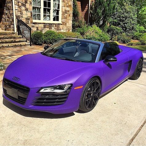 Audi R8 in matte purple. If i am ever lucky enough to drive something like this, I can die happy. Audi Sports Car, Matte Purple, Purple Car, Aston Martin Vanquish, Pagani Zonda, Lamborghini Veneno, Car Goals, Audi Sport, Fancy Cars