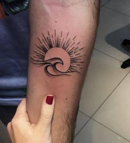 Trippy Tattoo, Simple Wrist Tattoos, Wave Tattoo Design, Surf Tattoo, Tattoo Catalog, Sun Tattoo Designs, Small Chest Tattoos, Hip Thigh Tattoos, Sunset Tattoos