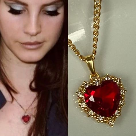 Lana Del Rey Necklace, Princess Collection, Emerald Necklace, Royal Heart Necklace, Love Jewelry, Valentine's Day Gift, Mother Day Gift, BFF Lana Del Rey Necklace, Heart Neckless, Necklace Princess, Heart Necklace Gold, Water Perfume, Lana Jewelry, Mother Day Gift, Princess Collection, Necklace Love