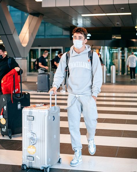 F1 Charles Leclerc, Airplane Outfits, Charles And Carlos, Formula One Drivers, Lord Perceval, Still I Rise, Scuderia Ferrari, Charles Leclerc, F1 Drivers