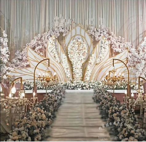 Simple Wedding Decoration, Archway Wedding, Wishing Tree Wedding, Lotus Wedding, Party Diy Decorations, Leaves Decoration, Wedding Stage Backdrop, Wedding Hall Decorations, Wedding Stage Decor