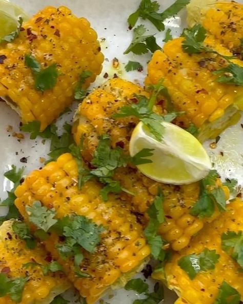 Kashish Yadav 🧿👩‍🍳 on Instagram: "✨❤️ Butter Corn ❤️✨ Buttered corn is an easy, quick and tasty snack made with sweet corn, butter, herbs and spices. It makes for a good evening snack that is filling and delicious. Though I prefer to make this snack with fresh corn cobs or raw kernels, the recipe comes together in a jiffy if you have steamed or canned corn kernels. . . Follow @foodykna . . #sweetcorn #corn #foodie #food #foodporn #foodphotography #instafood #yummy #foodstagram #foodblogger #healthyfood #homemade #cheese #foodiesofinstagram #tasty #homecooking #tomatoes #delicious #vegan #foodlover #foodgasm #organic #snacks #soup #healthy #instapost #explorepage #buttercorn" Corn Butter, Butter Corn, Soup Healthy, How To Cook Corn, Buttered Corn, Organic Snacks, Homemade Cheese, Corn Recipes, Evening Snacks