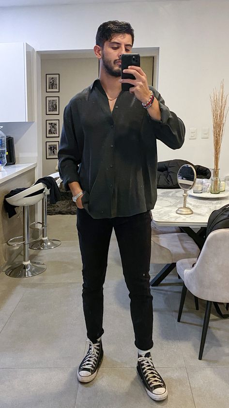 Black Shirt With Black Jeans Men, Mens Black Shirt And Jeans Outfit, Men’s Black Converse Outfit, Mens Black Converse Outfit, Grey Converse Outfit Men, Men Oversized Shirt Outfits, Men’s Black Jeans Outfit, Regular Fit Jeans Men Outfit, Men Black Jeans Outfit