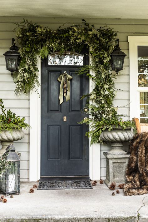 Come learn what elements go into styling an elegant and charming Edwardian Christmas Front Porch for Winter this year! Elegant Front Porch, Front Porch Styling, Little Women Christmas, Farmhouse Christmas Tree Decor, Edwardian Christmas, Porch Styling, Shiplap Farmhouse, Door Garland, Porch Inspiration