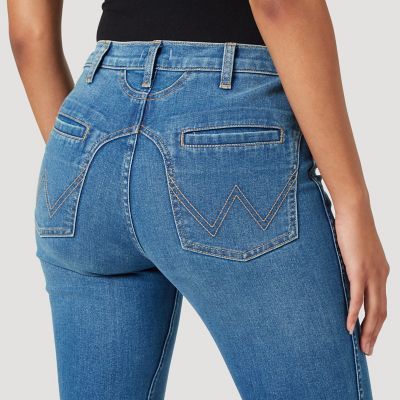 Women's Western Yoke Flare Jean | Womens Jeans by Wrangler® Wrangler Jeans Women's, Wrangler Women, Linen Tunic Dress, American Jeans, 80s Outfit, Wrangler Jeans, Jeans For Women, Denim Details, Womens Jeans