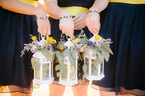 Lanterns Bouquet Stand, Bridesmaid Bouquet Alternatives, Unique Wedding Bouquet, Young Wedding, Navy Bridesmaids, Lost Loved Ones, Dresses Yellow, Bridal Guide, Wedding Lanterns