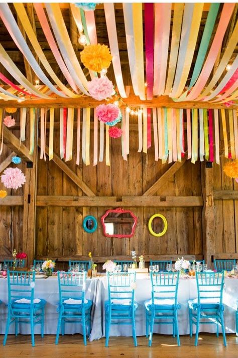 28 Creative Ways to Add Color to Your Wedding! www.theperfectpalette.com - Color Ideas for Weddings + Parties Crepe Paper Streamers, Rustic Wedding Decorations, Barn Parties, Paper Streamers, Tissue Paper Pom Poms, Balloon Ribbon, Ribbon Gift, Paper Bouquet, Packaging Paper