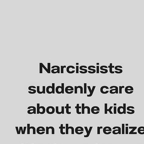 Perspective•Motivation•Clarity•Community on Instagram: "#gaslighting #childcustody #coparentingproblems #divorcinganarcissist #coparentingwithanarcissist #narcissisticabusesurvivor #traumabond #projectionisreal #healthyemotions #controllingpartner #domesticviolence #emotionalabuse #narcissisticabuseawareness #boundaries #healthyboundaries #breakupssuck #traumabonding #youareenough #youareworthy #knowyourworthladies #narcissism #counterparenting #healthyboundaries #traumarecovery #narcissisticra Narcissism Quotes Toxic People, Narcissistic Behavior Quotes Funny, Victim Mentality Quotes Toxic People, Surviving Narcissism Quotes, Victim Mentality Quotes, Gaslighting Quotes, Narcisstic Quotes, Podcast Inspiration, Controlling Partner