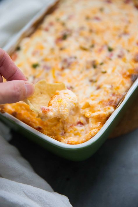 Hot Bacon and Pimento Cheese Dip - LemonsforLulu.com Cheese Dip With Cream Cheese, Baked Pimento Cheese, Bacon Pimento Cheese, Palmetto Cheese, Dip With Cream Cheese, Pimento Cheese Dip, Homemade Pimento Cheese, Pimento Cheese Recipes, Sweet Potatoe Bites