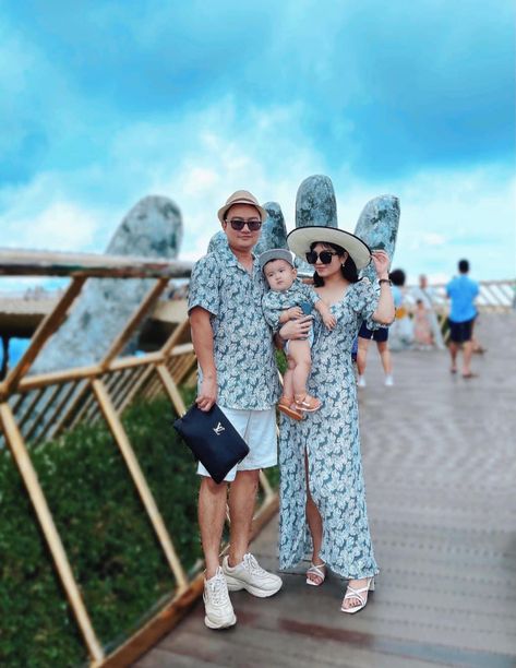 Matchy Outfit, Beach Outfits Women Vacation, Family Dress, Cotton Night Dress, Batik Couple, Bro Sis, Couple Set, Picnic Ideas, Matching Couple Outfits