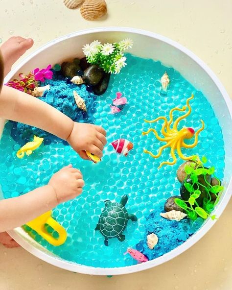 Ocean Small World Play, Ocean Messy Play, Art Tuff Tray Ideas, Sensory Play Tray, Inspire My Play Tray Ideas, Inspire My Play Tray, Inspire My Play, Play Tray Ideas, Playtray Ideas