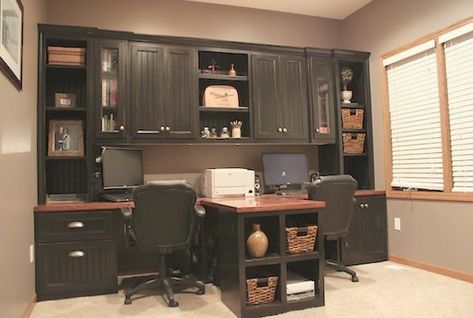 DIY Office with T- shaped Countertop and Built-in Cabinets Office Cabinet Design, Cheap Office Furniture, Home Office Cabinets, Office Remodel, Diy Office, Built In Cabinets, Built In Desk, Gaming Desk, Home Office Space