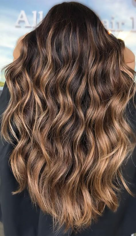 Beautiful Shiny golden chestnut brown vs Pecan Sandie Best Hair Colour, Hair Colour Trends, Brown Hair Color Shades, Brown Hair Colour, Balayage Hair Caramel, Balayage Straight, Brown Hair With Caramel Highlights, Hair Elegant, Golden Brown Hair