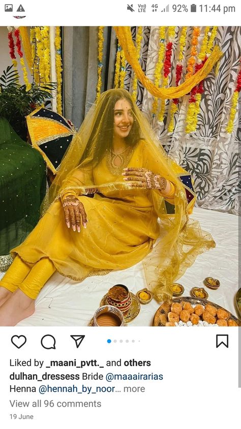 Mayon Decor Ideas, Haldi Look Pakistani, Muslim Haldi Bride, Mayun Dresses Pakistani, Mayoun Bride, Mehndi Dresses Bridal, Haldi Bridal Outfit, Dholki Bride, Haldi Look For Bride