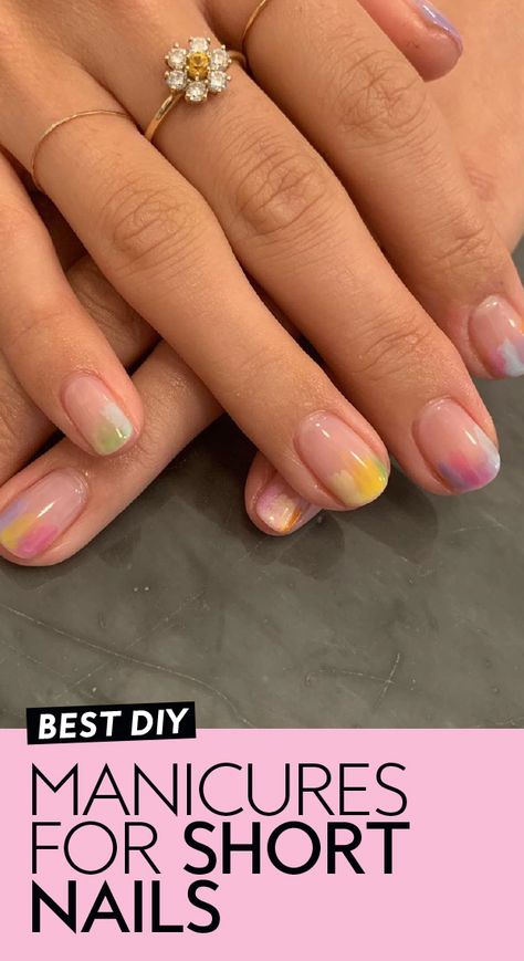 Manicure With Short Nails, Mail Designs Gel Short, What To Do With Short Nails, Nail Polish Short Nails Simple, Easy Manicure Ideas Diy, Easy Home Manicure, Home Nail Ideas Diy, Short Nail Beds Ideas Art Designs, Own Nails Design Short