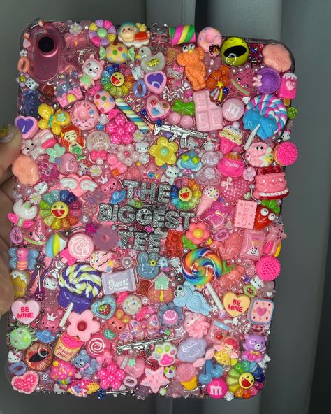 this one’s my fav😭💓🔥 #memphistn #junkcase #junkycase #junkyipadcase #shopwme Junked Items, Junk Items, Ipad Headphones, Bling Phone Cases Diy, Ipad Case Stickers, Bedazzled Phone Case, Junk Case, Junk Ideas, Iphone Headphones