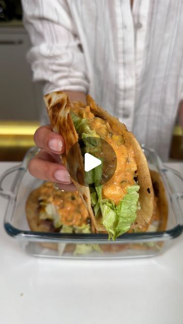 Buse Zeynep on Instagram: "Big Mac Taco 🌮 

#taco #bigmac #busezeynep #tortilla" Taco Hamburger Recipes, Hamburger Tacos, Taco Sandwich, Taco Hamburger, Burger Wraps, Tortilla Taco, Big Mac Tacos, Taco Wraps, Taco Taco