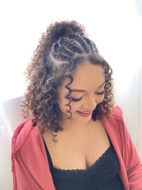 Unique Braided Headband Hairstyles You'll Love Braided Headband Hairstyles, Aaliyah Hairstyles, Braided Headband Hairstyle, New Hair Look, Curly Wedding Hair, Cute Curly Hairstyles, Braids Hairstyles Pictures, Game Day Hair, Hair Up Styles