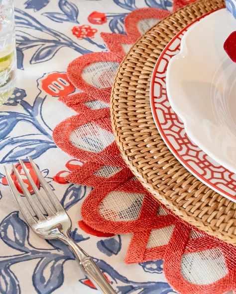 Our garden gate dinner plates are perfect for holiday entertaining! Pair it with our Arcadia Canapé Plates and Newport Stripe Plates for a coordinated look! Red And White Table Setting, Red Tablescape, Coastal Tablescapes, Mediterranean Table, Pasta Queen, White Table Settings, Dinner Party Table Settings, Beach Table, Casual Entertaining