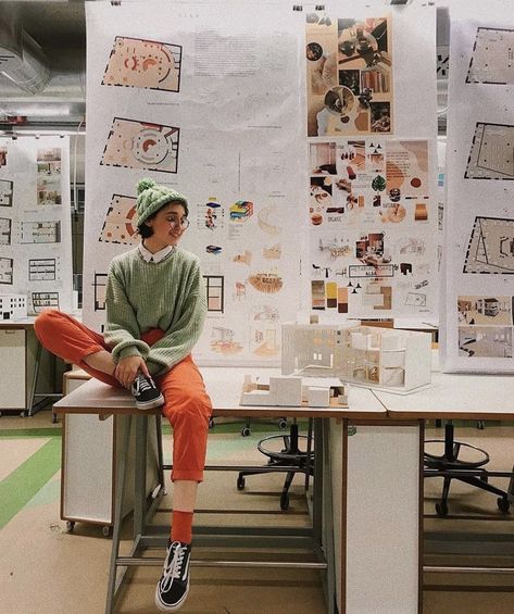 Architect At Work, Architecture Jury Outfit, Female Architect Aesthetic, Architect Person, Interior Architecture Presentation, Architect Student, Unique Talents, Spc Flooring, Interior Architecture Drawing